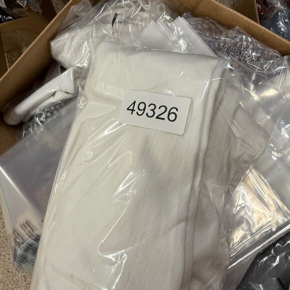 Logo Lori Goldstein Jeans Women 20W Plus White Denim Light Wash High Rise Barrel - Picture 9 of 9